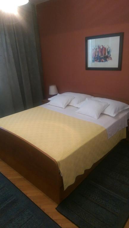 Kuca Skrabic Apartment Baska Voda Bagian luar foto